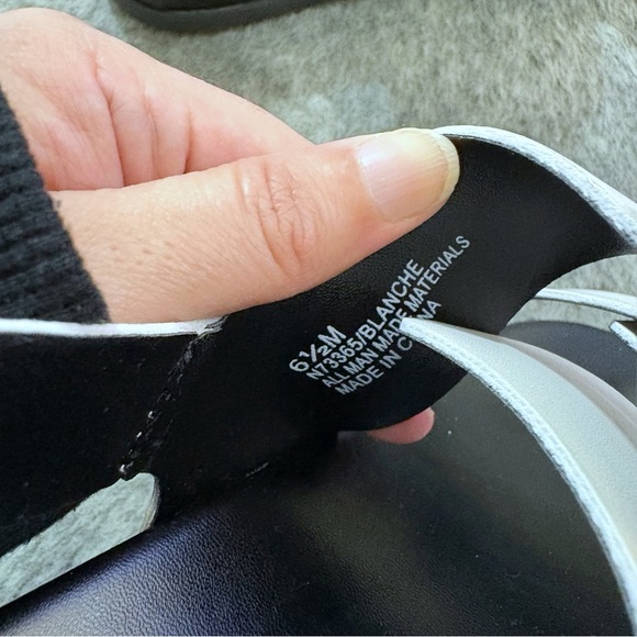 Seychelles Double Buckle Sandals - Picture 9 of 11